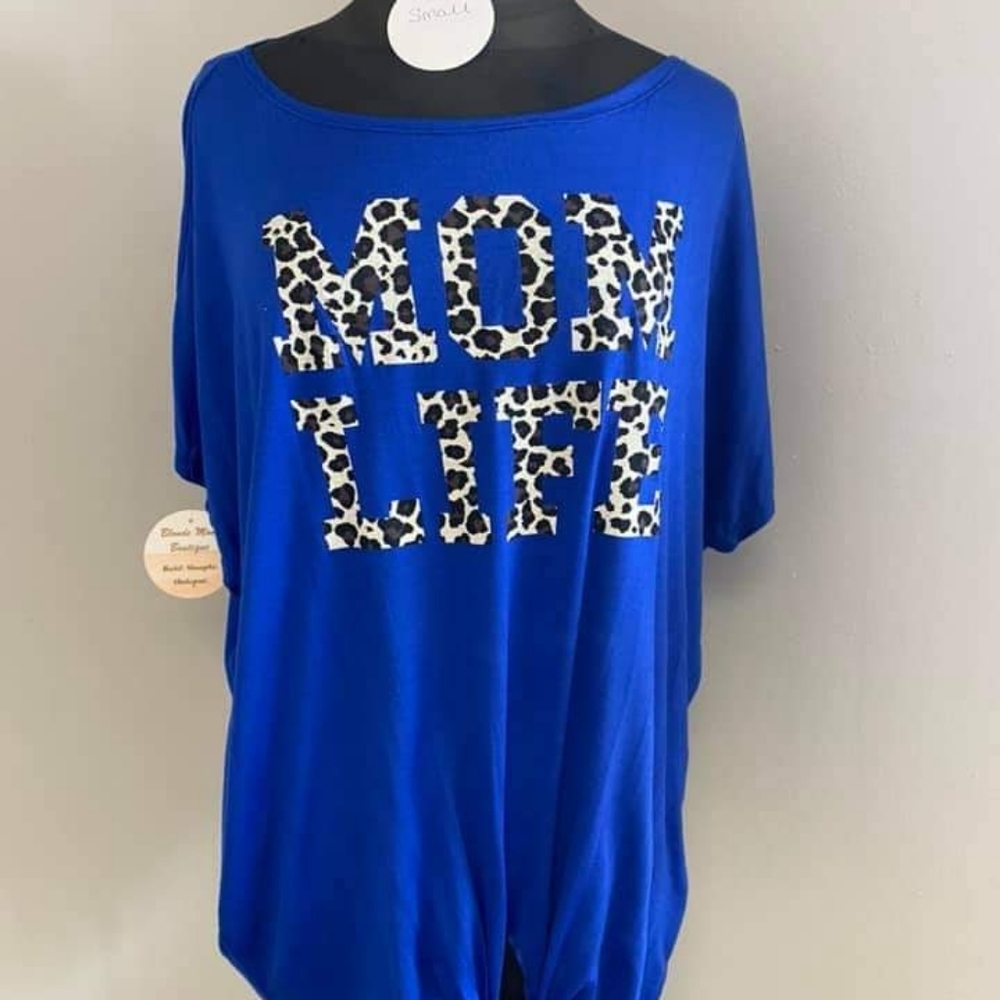 Mom life tee